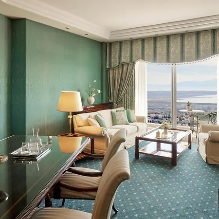 Panorama Hotel 4*